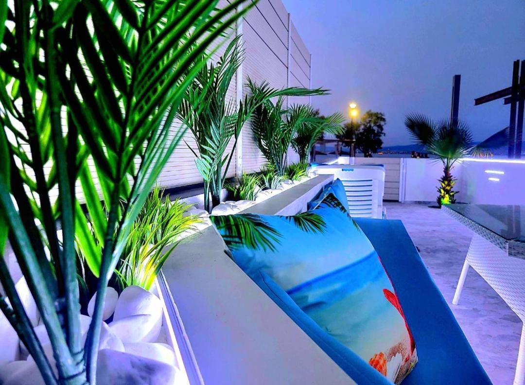 Sun Sea No 7 First Line Apartment Peraia  Exterior photo