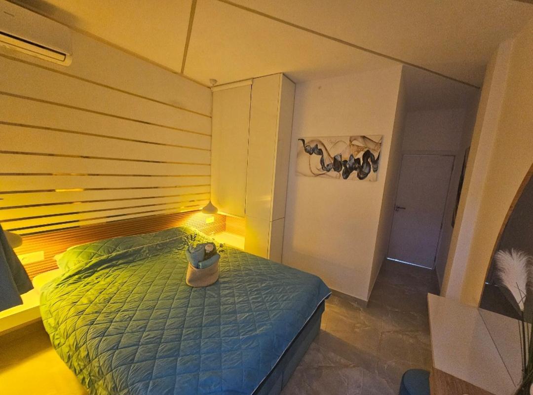 Sun Sea No 7 First Line Apartment Peraia  Exterior photo